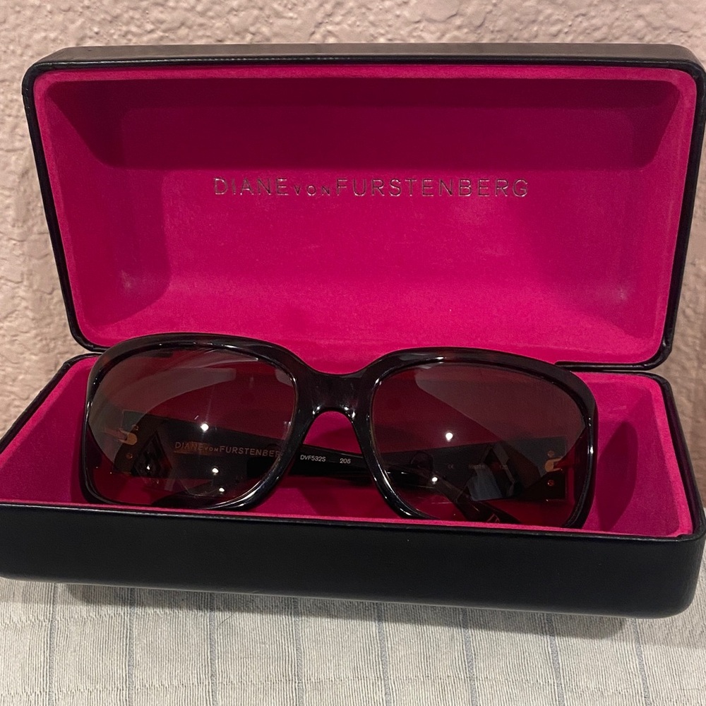 Diane Von Furstenberg Glossy Tortoise Sunglasses